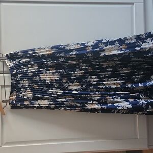 Abercrombie satin pleated skirt